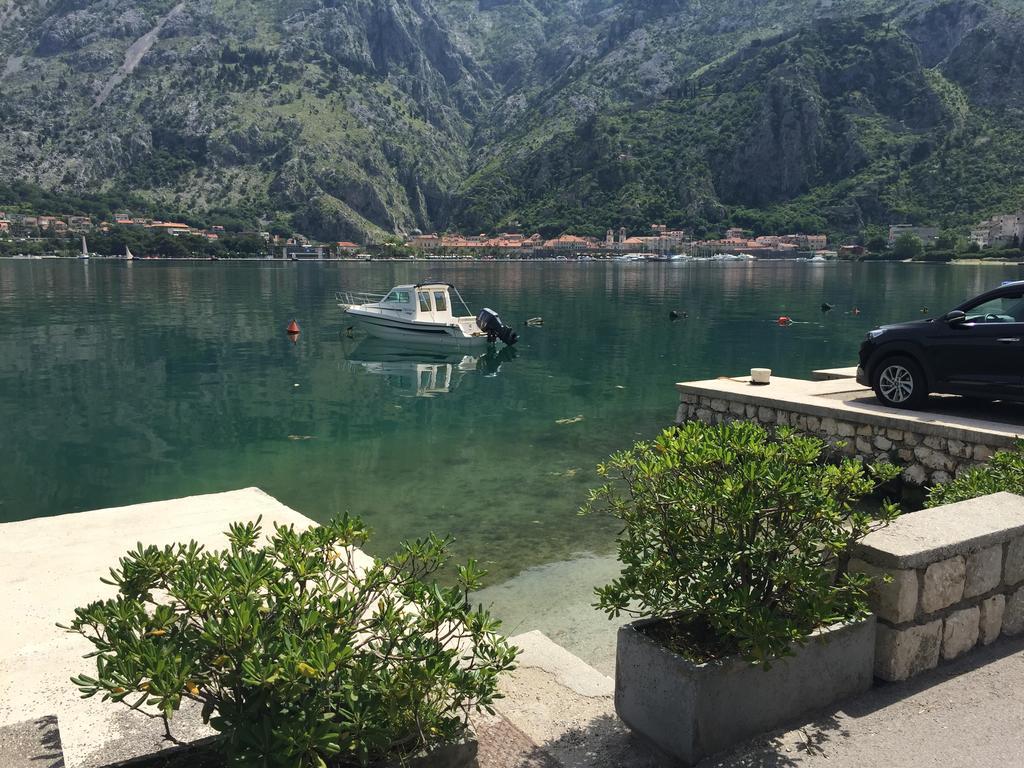 Apartment Lima Kotor Luaran gambar