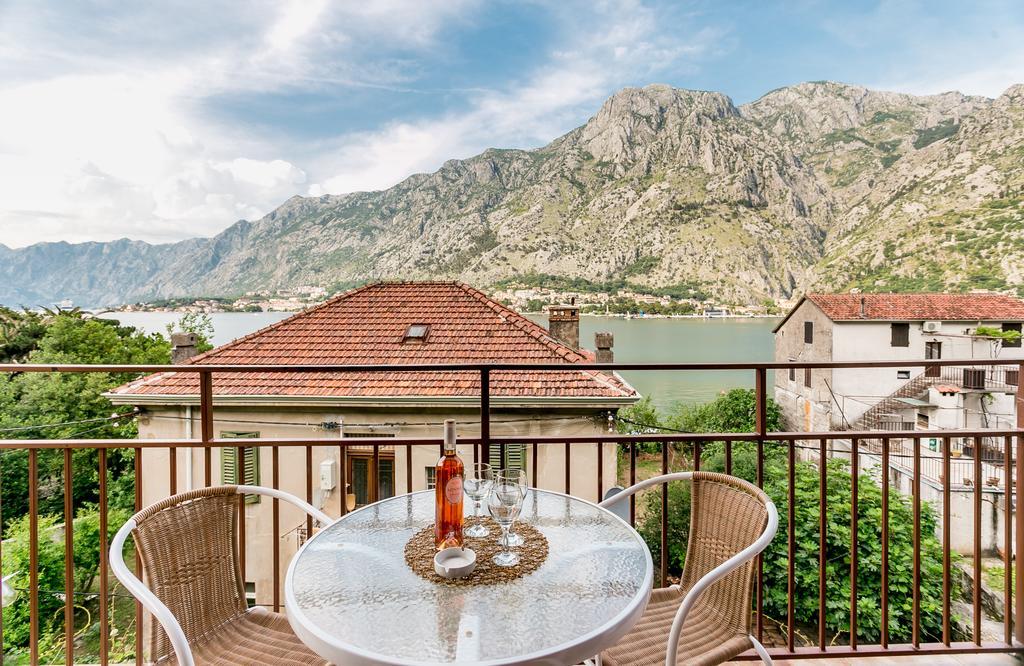 Apartment Lima Kotor Luaran gambar