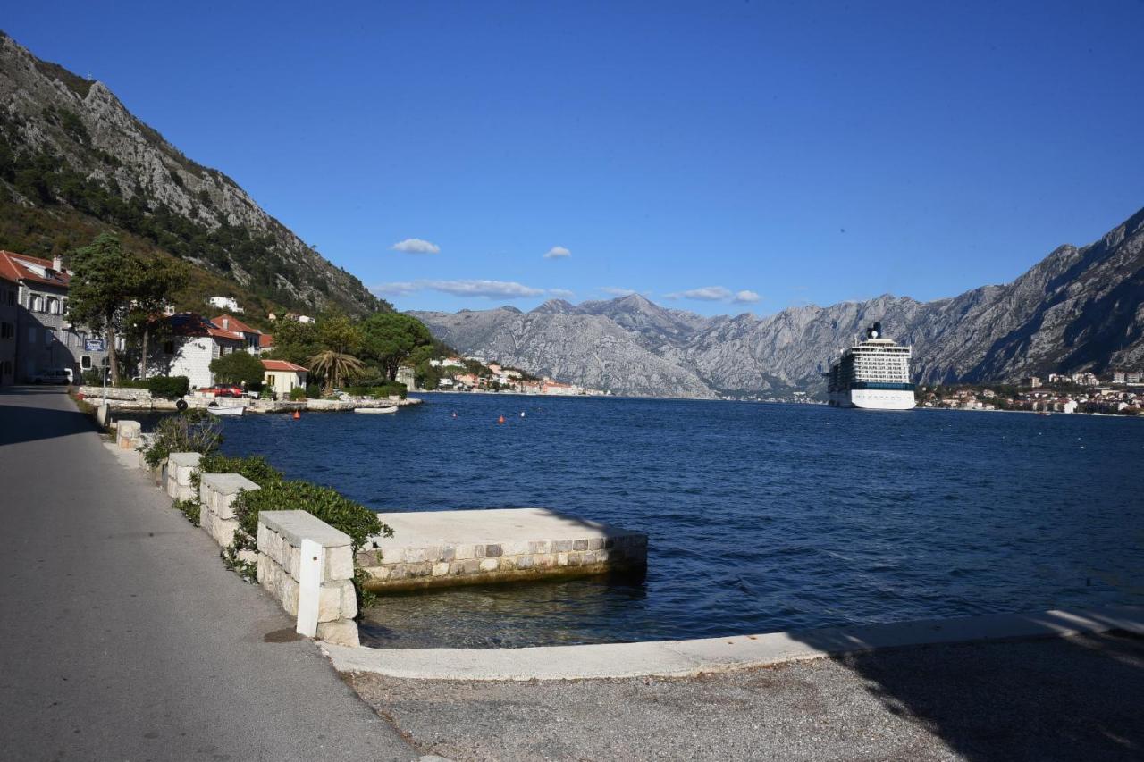 Apartment Lima Kotor Luaran gambar